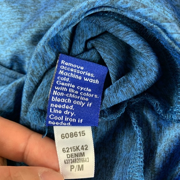 Apt 9 Short Sleeve Blue Top Gathered Front - Picture 4 of 5